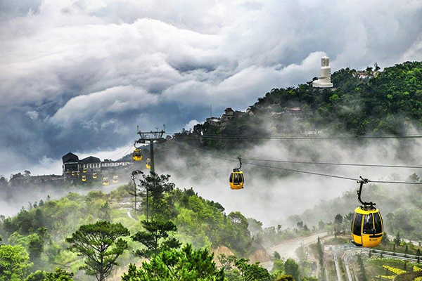 Núi Bà Nà