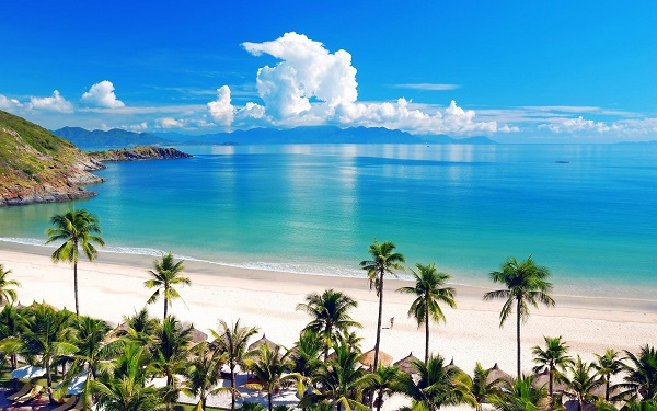 Cảnh đẹp tưởng chỉ có trong tranh vẽ của thành phố biển Nha Trang