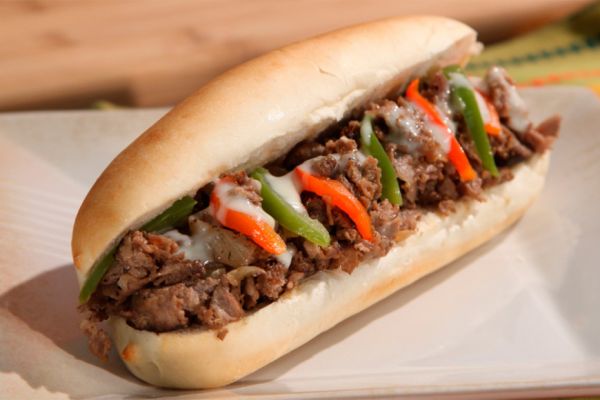 Bánh Cheese Steak