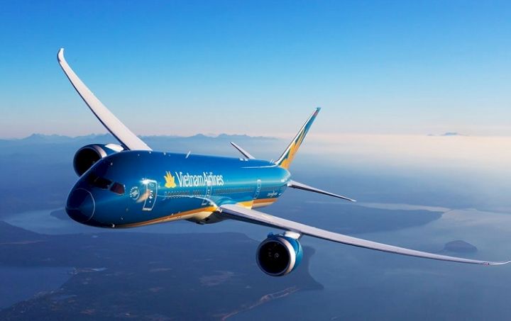 Máy bay Vietnam Airlines bay từ Sài Gòn đi Hải Phòng 